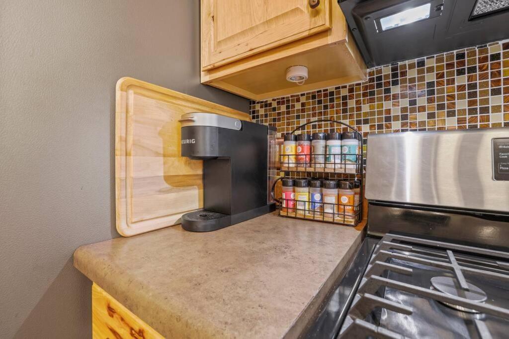 Charming Victorian Home - 2 Minutes To Downtown Lancaster Eksteriør bilde